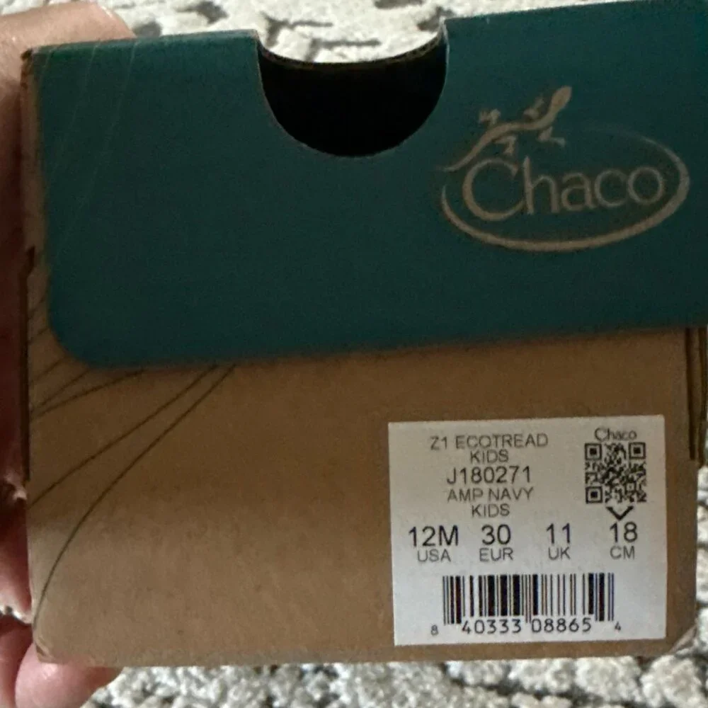 Chaco Unisex-Child Z1 Ecotread Sandal Size 12 Barely worn EEUC!!  NAVY